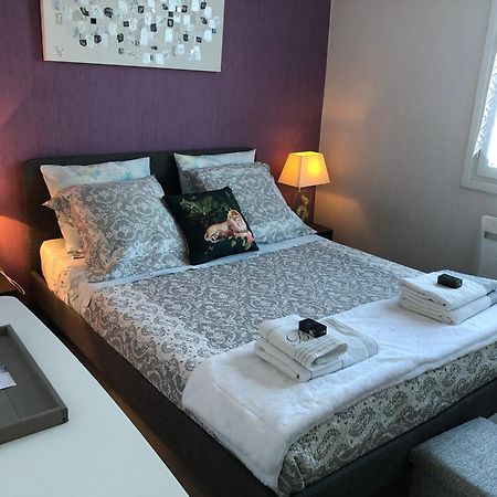 « Chez Annie » Bed and Breakfast Doué-la-Fontaine Buitenkant foto